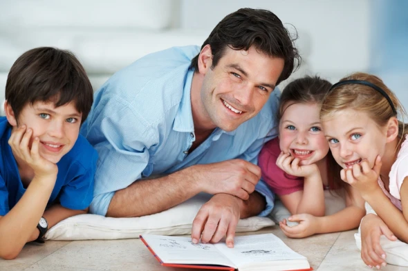 Η οικογενειακή ώρα του βιβλίου