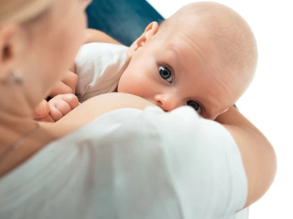 breastfeeding-600x449