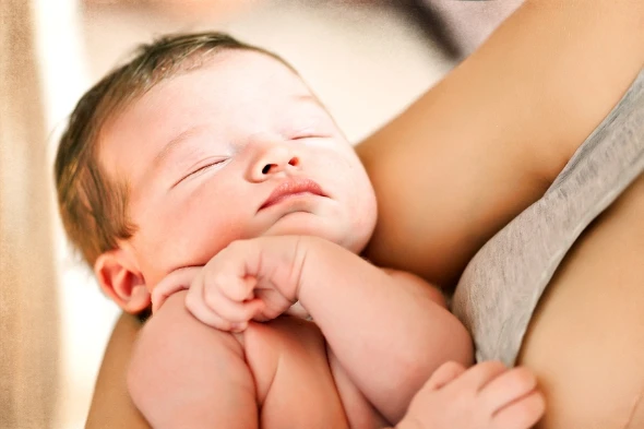 Εάν το κοιμίζετε με λίκνισμα