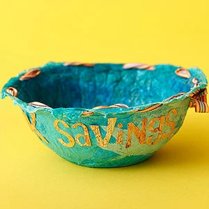 Μπαλ από papier-mache