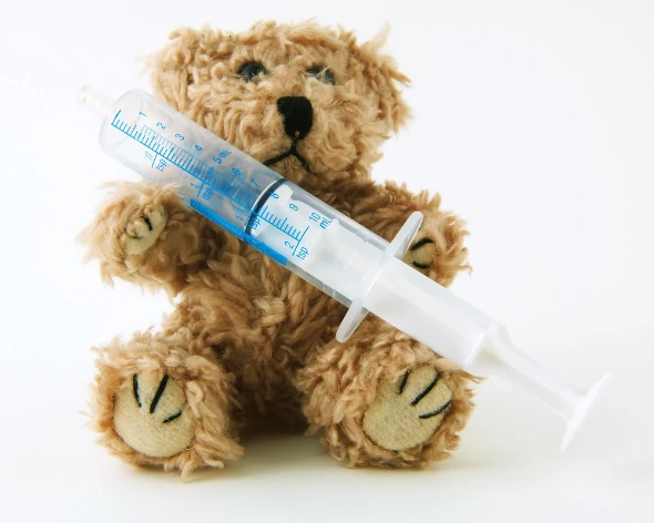 Το αρκουδάκι θα γίνει γρηγορότερα καλά, αν δεν πάρεις το φάρμακό σου!