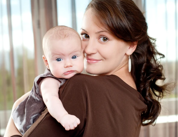 Μαμά με μωρό