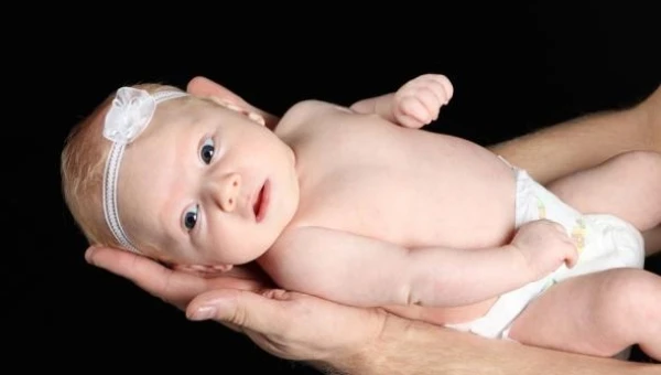 1-3 μηνών: κατορθώματα ανάπτυξης