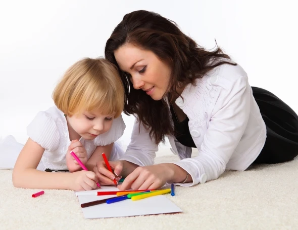 Ζωγραφίστε κάτι σε ένα post-it και αφήστε το να βρει με τι μοιάζει